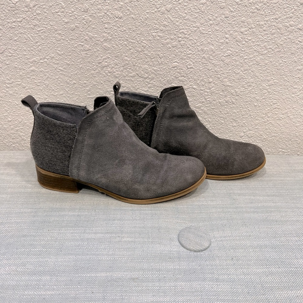 Toms Deia Castlerock grey suede Side Zipper Ankle Booties